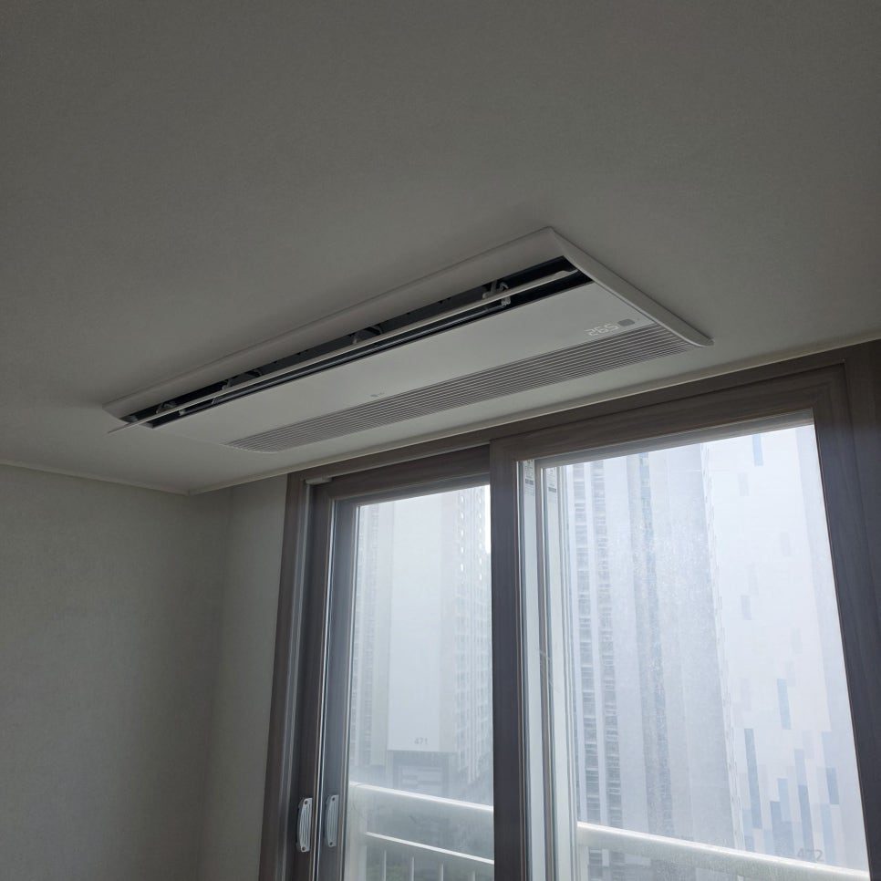 도시 풍경과 조화로운 시공